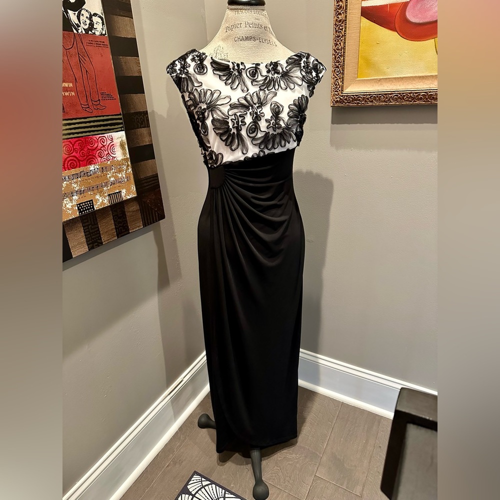 EUC Connected Apparel Floral Embroidered Gown